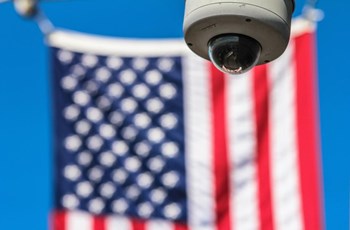New scandal at Amazon: surveillance cameras penalizing their drivers