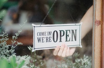 Lener firma el acuerdo marco del fondo Cofides